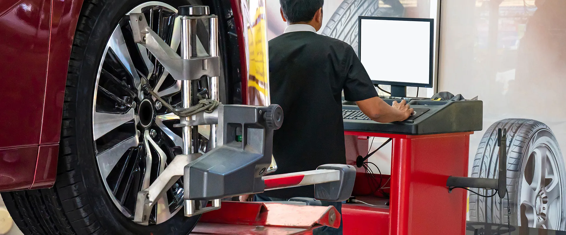 Wheel Alignment near Peachtree Corners, GA