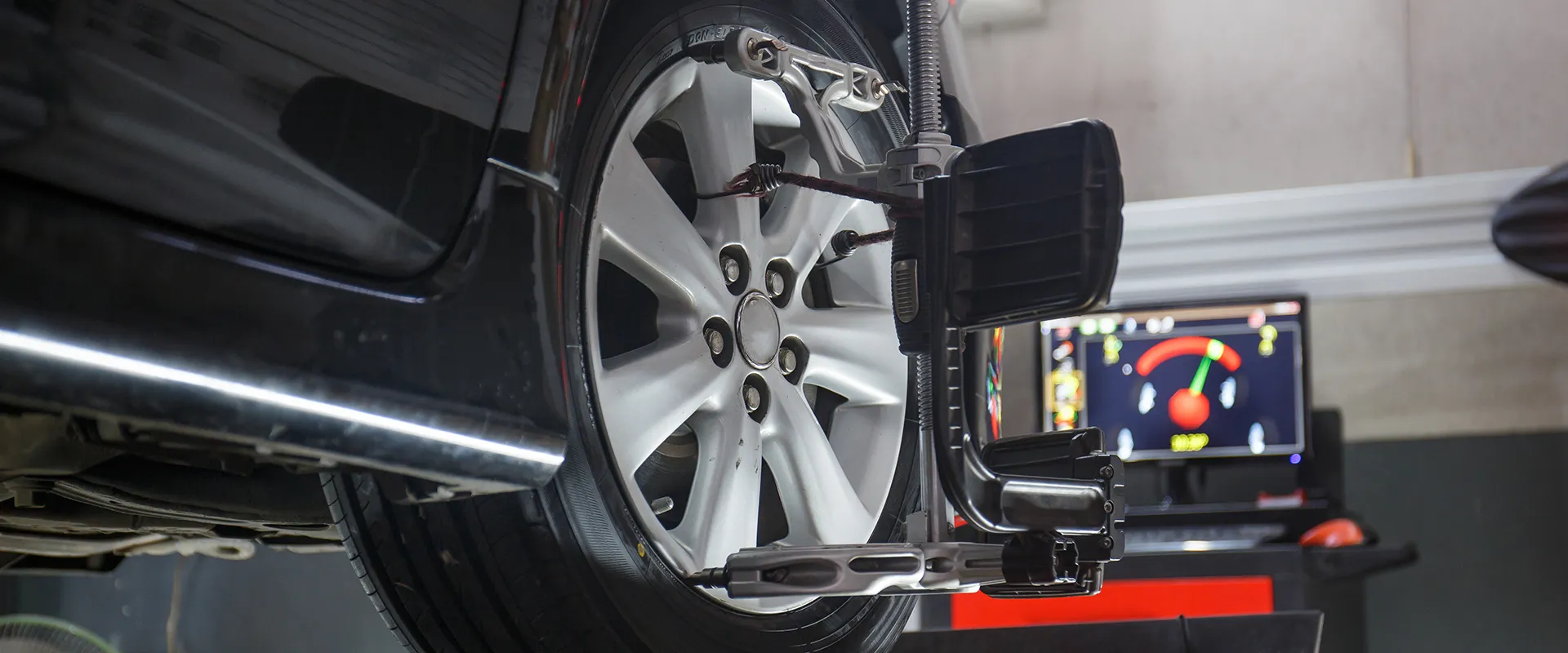 Wheel Alignment near Peachtree Corners, GA